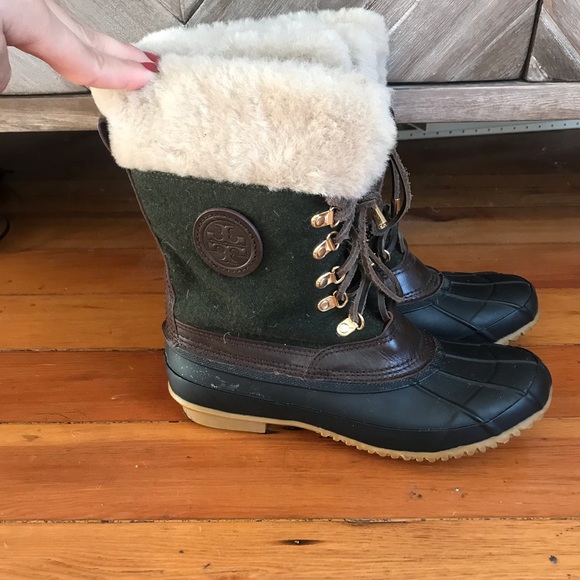 tory burch snow boots